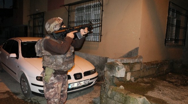 Adana'da HDP'ye PKK operasyonu