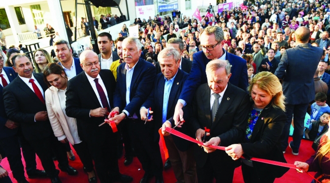 ‘Adanalıyı çok büyük hizmetlerle buluşturacağız’