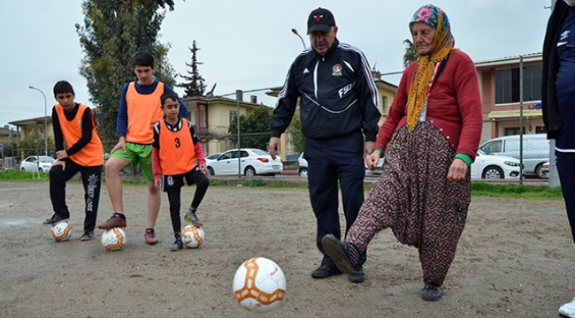 Altın Nine'nin futbol sevdası