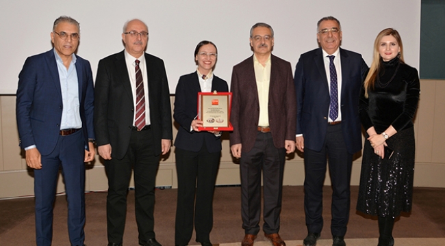 "Başarıda işin sırrı kişinin prensiplerinin olmasıdır"