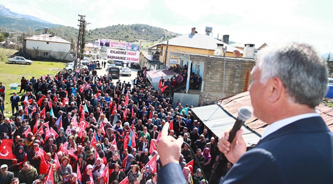 Feke ve köylerinde Zeydan Karalar’a sevgi seli