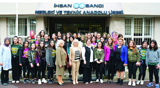 İŞKAD’dan ‘Liderlik ve Meslek Seçimi’ eğitimi