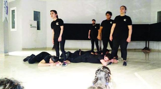 Kuvayi Milliye Destanı ayakta alkışlandı