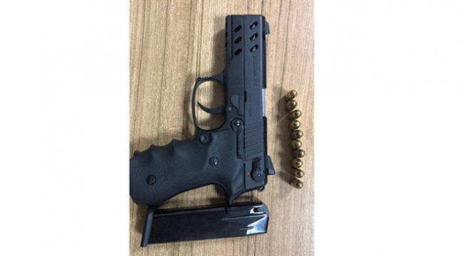 Şüpheli araç polisi alarma geçirdi