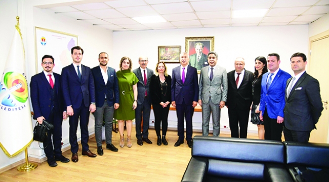 Adana Barosu’ndan Başkan Karalar’a ‘hayırlı olsun’ ziyareti