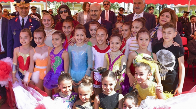 Adana'da 23 Nisan coşkusu
