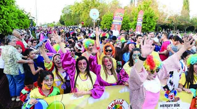 Adana'dan tüm Türkiye'ye 'hoşgörü ve dostluk' mesajı