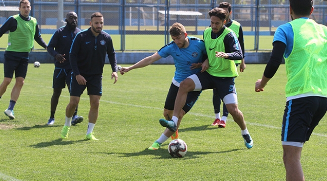 Adana Demirspor Afyon yolcusu