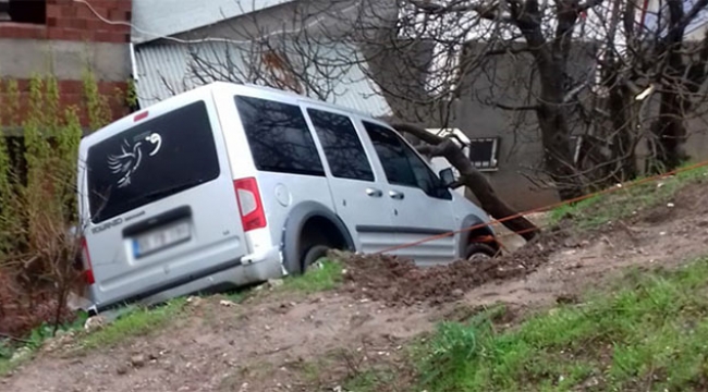 Anne ve bebeği  trafik kazasında yaralandı