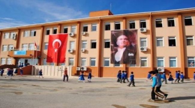 Hazreti İsa olduğunu iddia eden öğretmen açığa alındı