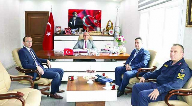 İlçe protokolünden Başkan Çay’a hayırlı olsun ziyareti