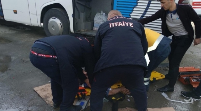Krikolar kaydı, 3 kişi otobüsün altında kaldı