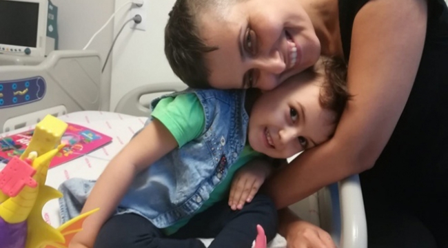 Öykü Arin'e annesinden ilik nakli yapıldı