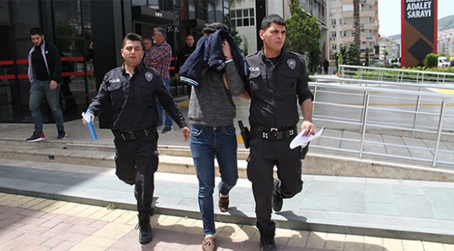 Üniversiteli gençlerin tartışması kanlı bitti