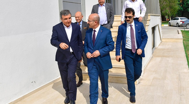Vali Demirtaş Bilici Holding’te