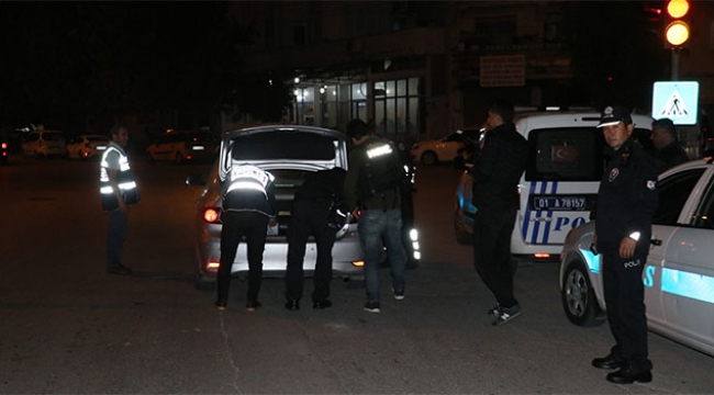 Adana'da uyuşturucu denetimleri devam ediyor
