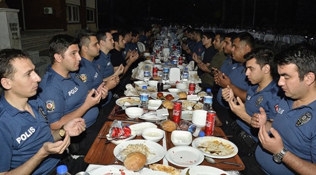 Çevik Kuvvet İftarda