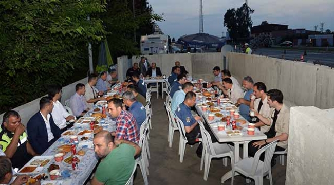 Emniyet Müdürü Aktaş, görevdeki polislerle iftar yaptı