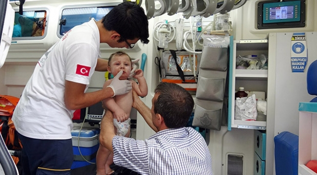 Evini yakan oğlunu ve gelinini affetti
