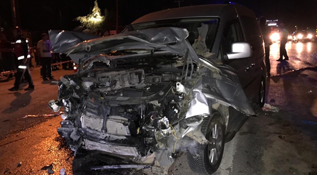 Feci kaza: 2'si çocuk 10 kişi yaralandı