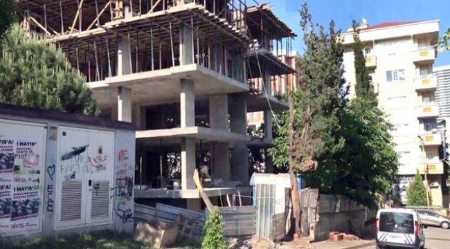 İnşaat işçisi 2. kattan düştü