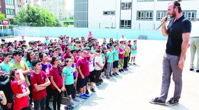 Kumsal'ın engeli 49 madalya  kazanmasına engel olamadı!
