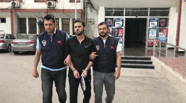 Sahte doktor anne olmak isteyen kadınları dolandırdı