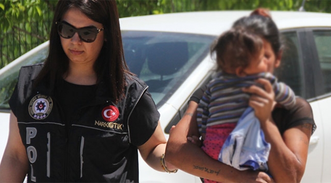 Uyuşturucu bulamayanlara reçeteli hap sattı
