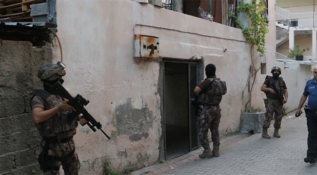 80 ayrı suçtan aranan şahıs Adana polisinden kaçamadı
