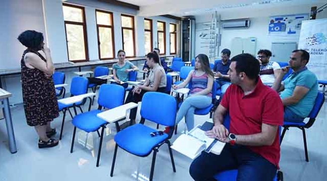 AOSB'de İngilizce kursu