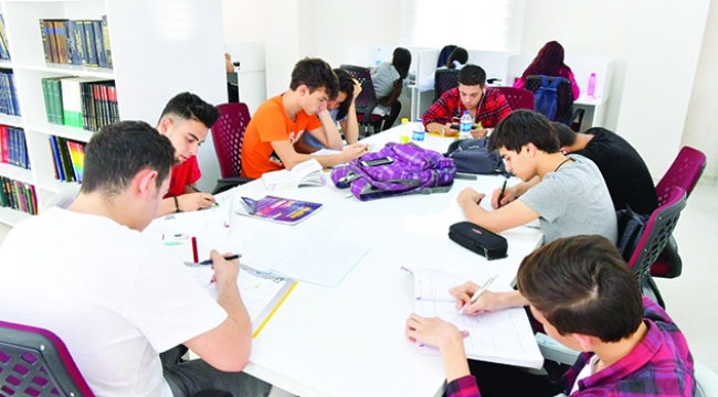 Başkan Çetin: Gençler ülkemizin geleceği