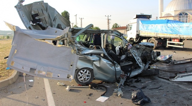 Bayram tatilinin ilk 2 gününde trafik kazası rekoru kırıldı