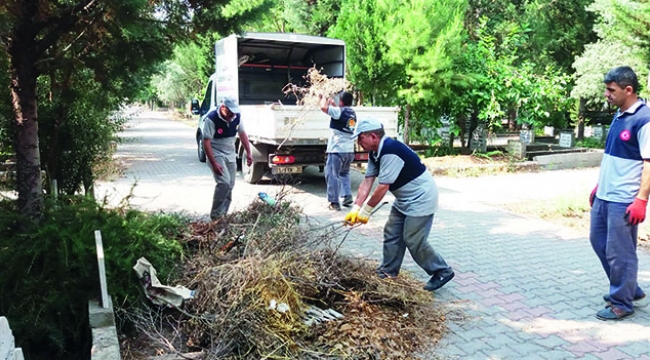 Buruk Mezarlığı'nda BÜYÜK TEMİZLİK