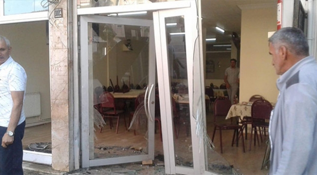 Direksiyonda kalp krizi geçirdi kahveye daldı