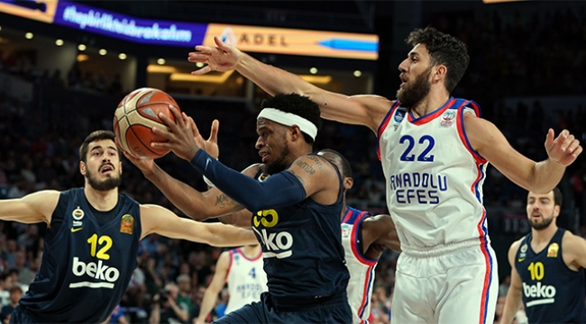Fenerbahçe Beko final serisine çok farklı başladı