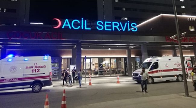 Küfrederek yürüyen kişileri uyardı öldürüldü
