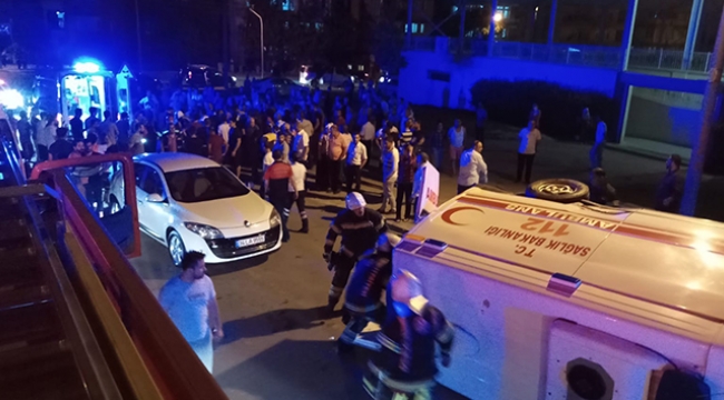 Otomobil ile ambulans çarpıştı :7 yaralı
