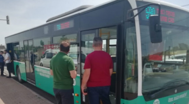 Yolcu gibi otobüsü durdurup dehşet saçtı