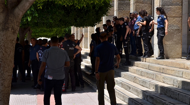 Adana Adliyesinde Çatışma: Yaralılar var