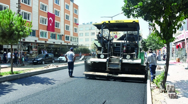 Ceyhan'ın 20 yıldır hizmet bekleyen bulvarı asfaltlandı