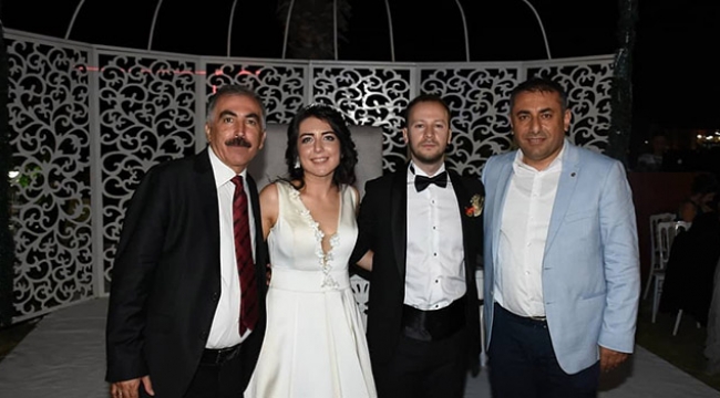 Karaca kızını evlendirdi
