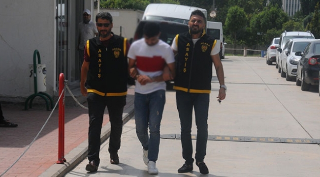Misafirliğe gittiği evden 50 bin lira çaldı