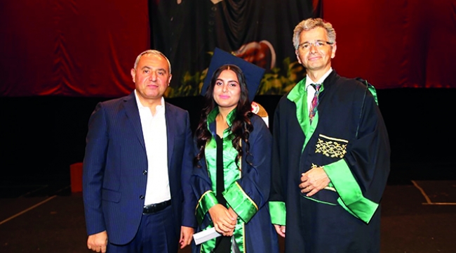 Sağlık ordusu güçleniyor