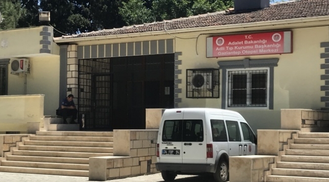 Silahını temizleyen polis hayatını kaybetti