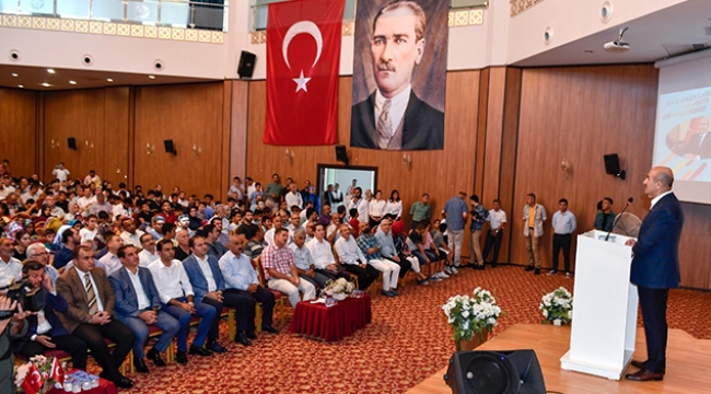 Vali Demirtaş başarılı öğrencileri ödüllendirdi