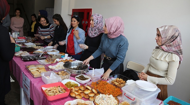 Yaşlılar yararına kermes