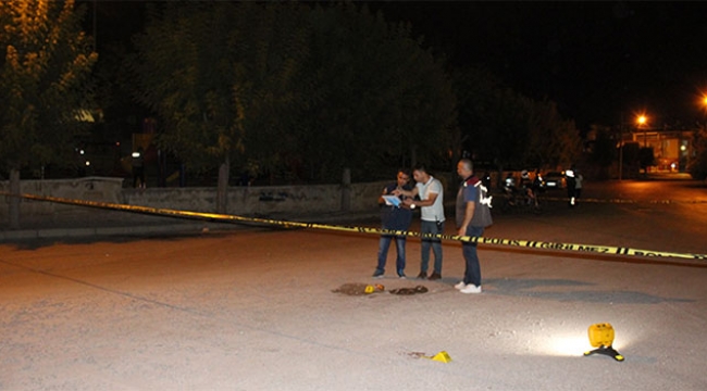 Bıçaklı kavga: 1 ölü, 4 yaralı
