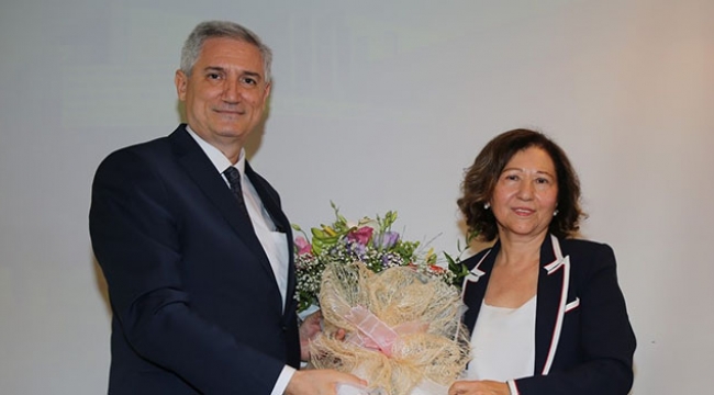 İletişim Fakültesi Dekanı Çubukçu emekli oldu