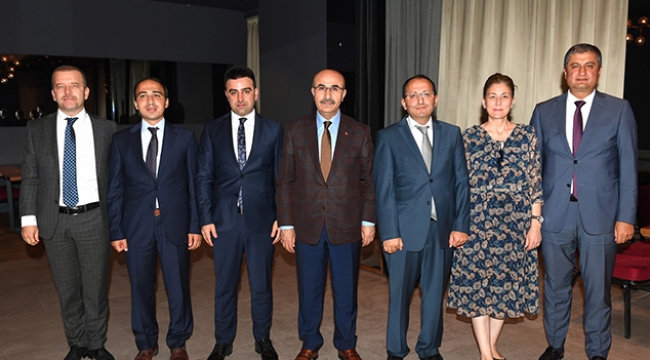 Kaymakamlara veda yemeği