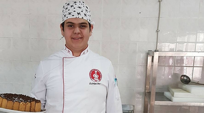 Otel çalışanı otel lojmanında ölü bulundu